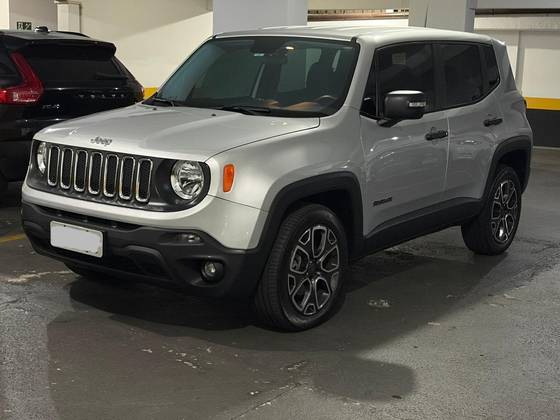 JEEP RENEGADE 2.0 16V TURBO DIESEL LONGITUDE 4P 4X4 AUTOMÁTICO JEEP RENEGADE 2.0 16V TURBO DIESEL LONGITUDE 4P 4X4 AUTOMÁTICO